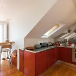 아파트 Flh Chiado Skyline 리스본