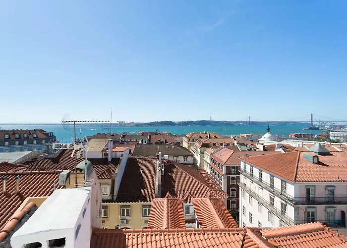 Flh Chiado Skyline Lisboa