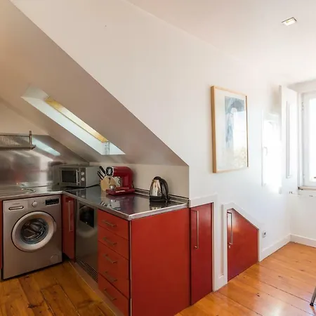 Flh Chiado Skyline Апартаменты Лиссабон